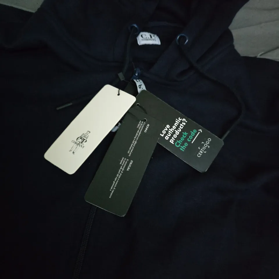 C.P. COMPANY ZIP HOODIE IN NAVY - LARGE