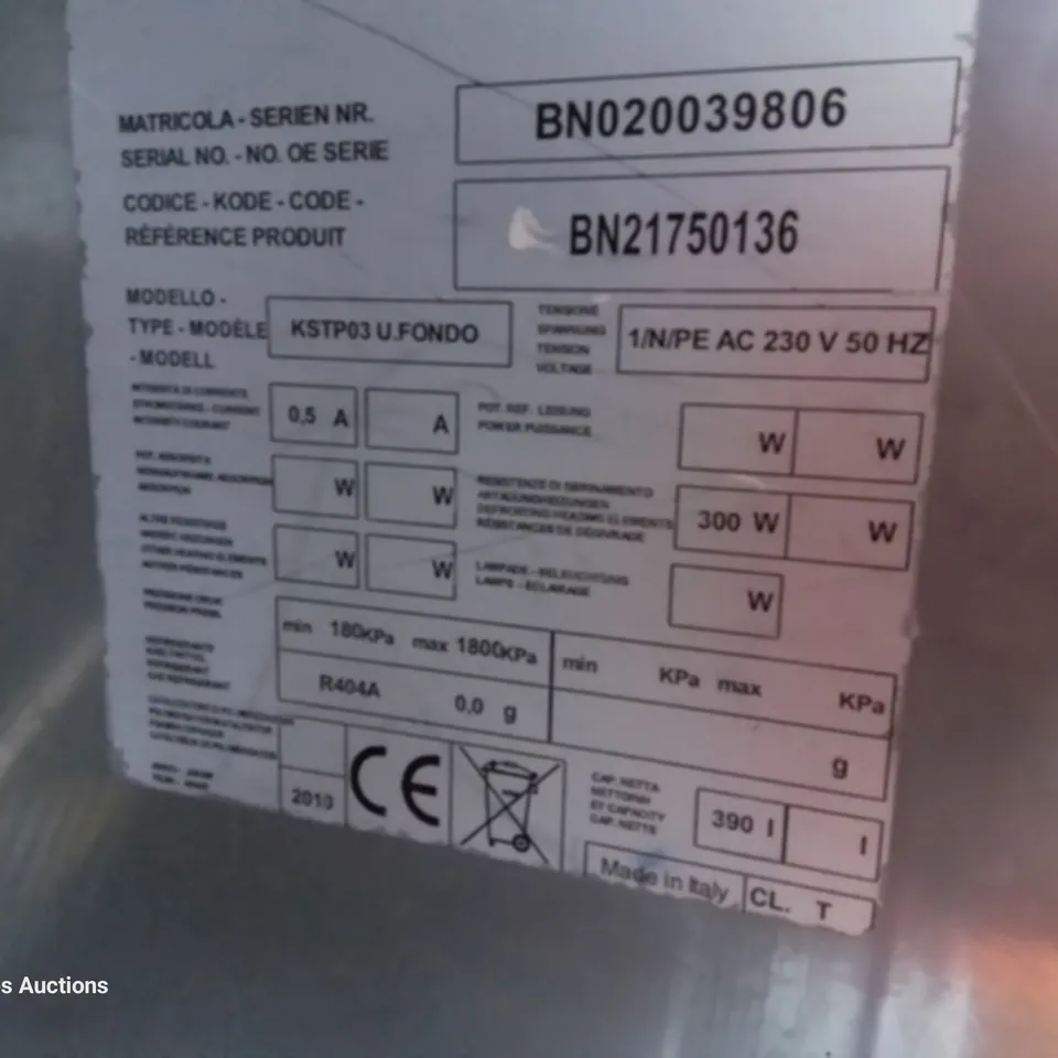 MATRICOLA TRIPLO DOOR COUNTER FRIDGE