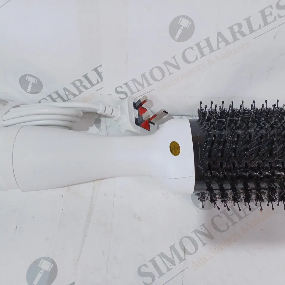 BOXED BONDIBOOST BLOWOUT BRUSH PRO 3-IN-1 HAIR STYLING TOOL