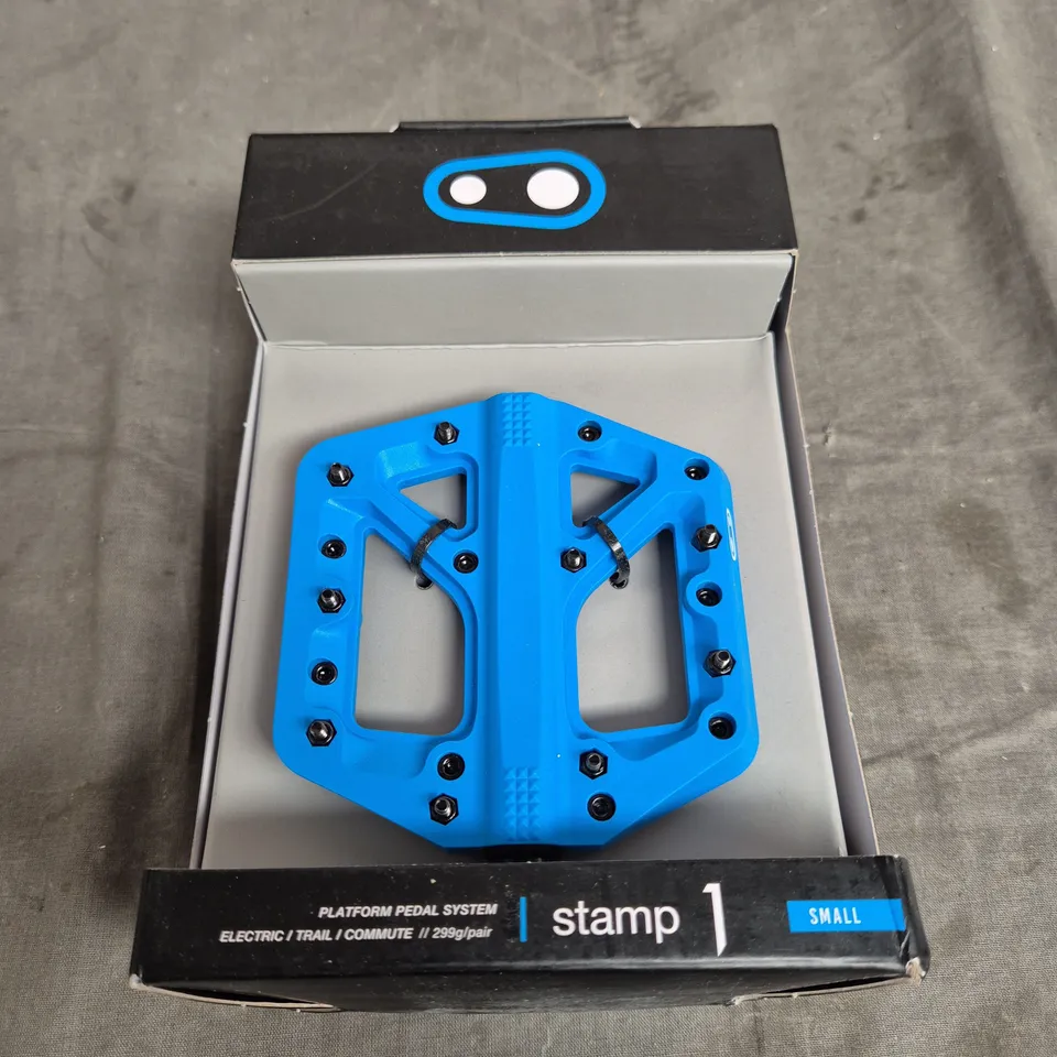 CRANK BROTHERS STAMP 1 MOUNTAIN BIKE PEDALS - BLUE SMALL