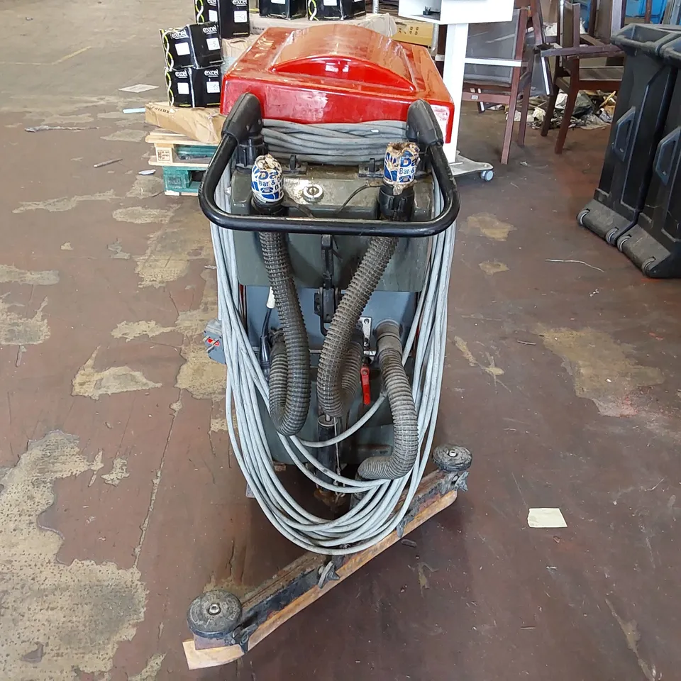 GANSOW 40 K 53 SCRUBBER DRYER 