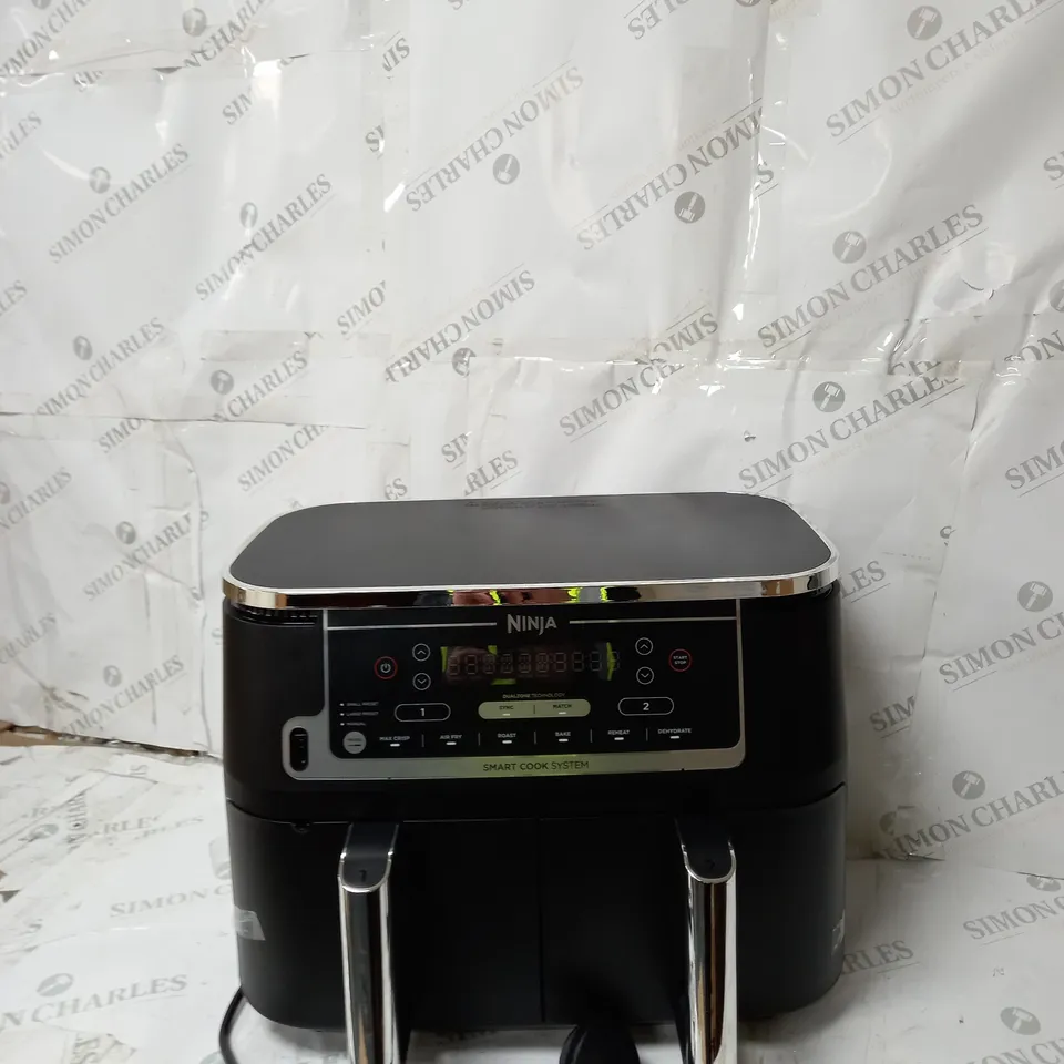 BOXED NINJA FOODI MAX DUAL ZONE 9.5L AIR FRYER AF451UK