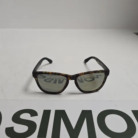 GOLDILOCKS SUNGLASSES - TORTOISESHELL FRAME