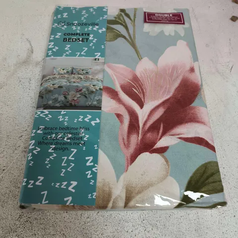 BAGGED SNOOZEVILLE COMPLETE BEDSET IN BLUE FLORAL - DOUBLE