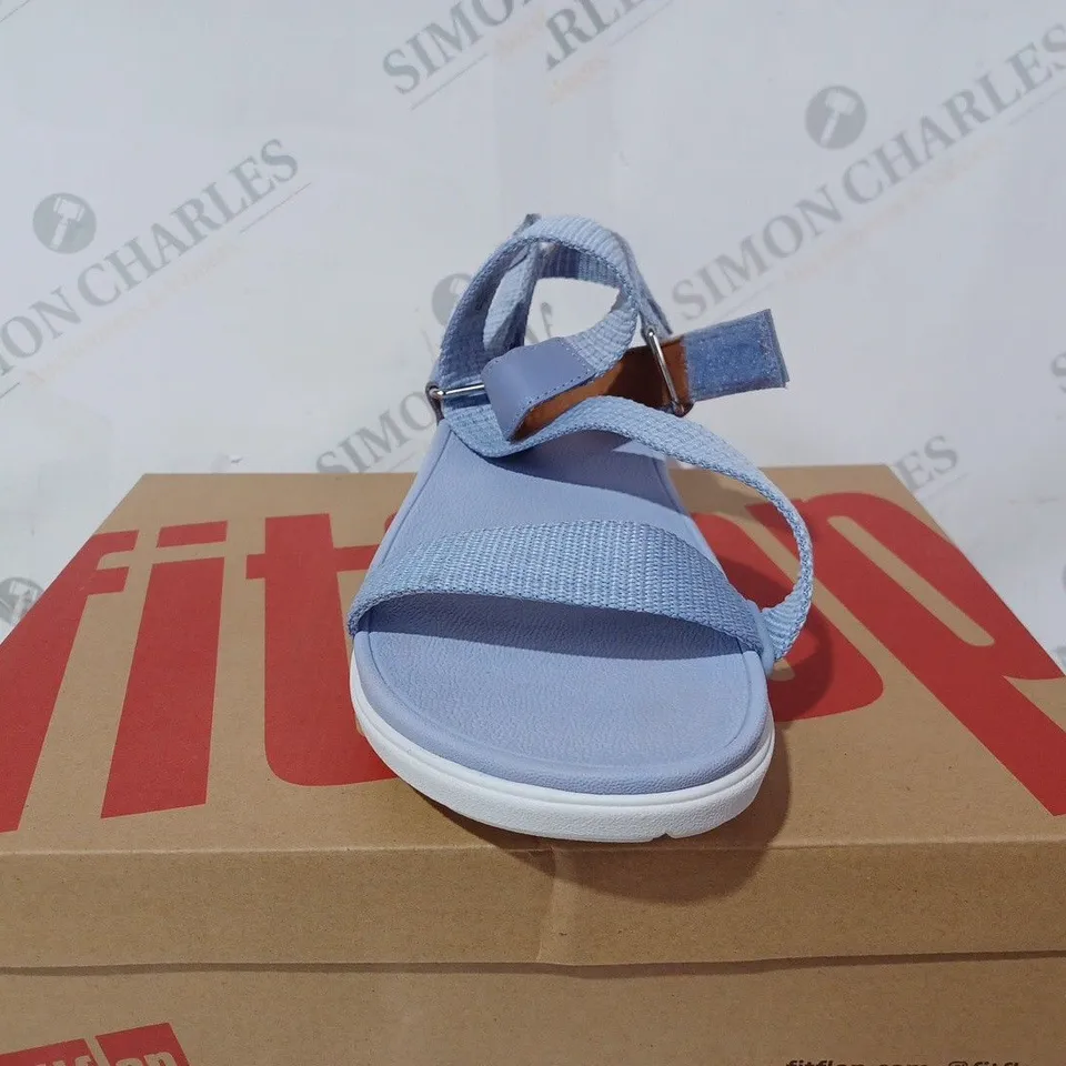 BOXED FITFLOP LOOSH WEBBING Z STRAP SANDALS SIZE 6