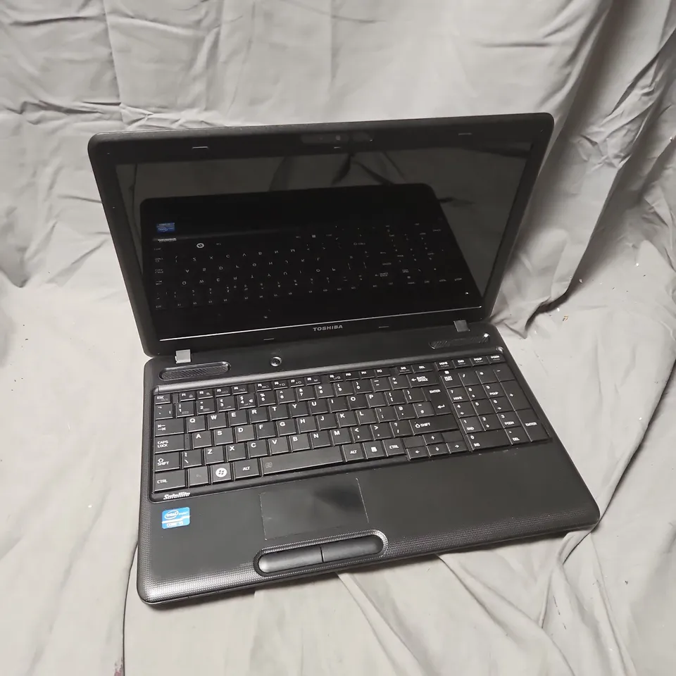 TOSHIBA SATELLITE C600-2EV LAPTOP