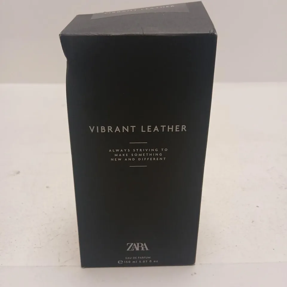 BOXED VIBRANT LEATHER EAU DE PARFUM 150ML