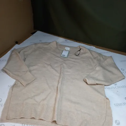 MEDIUM H&M CREAM JUMPER