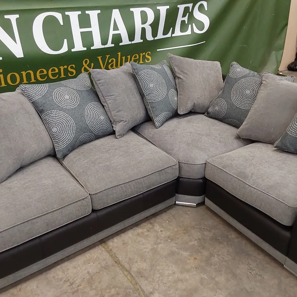 QUALITY DESIGNER DANUBE SCATTERBACK CORNER SOFA - BLACK/GREY