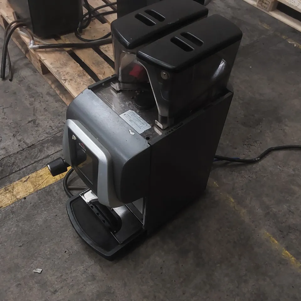 EGRO ONE COMMERCIAL BEAN TO CUP COFFEE MACHINE
