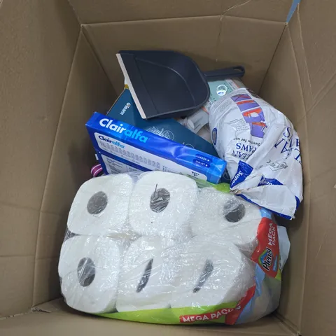 BOX OF ASSORTED HOUSEHOLD ITEMS – APPROXIMATELY 15 ITEMS