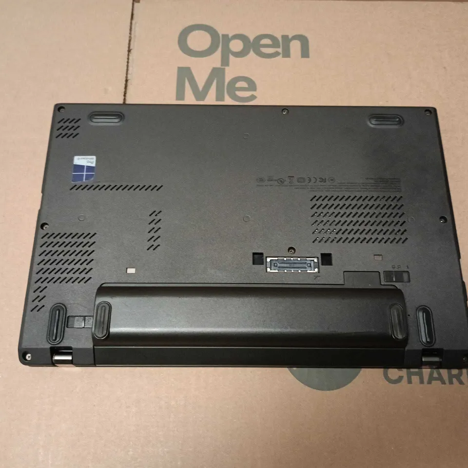 LENOVO X240 THINKPAD LAPTOP IN BLACK