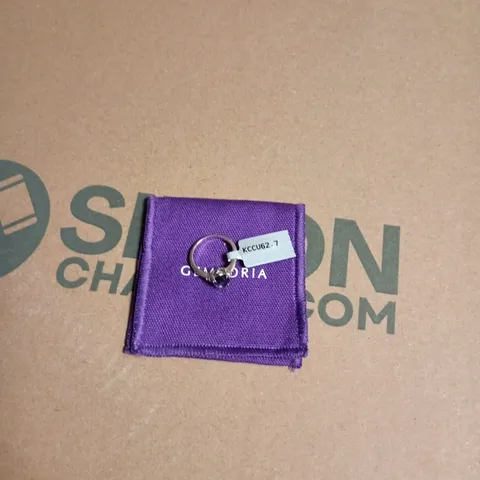 BOX OF APPROXIMATELY 10 ASSORTED ITEMS INCLUDING GEMPORIA JEWELLRY , KIDS WATCH AND FASHION EARRINGS 