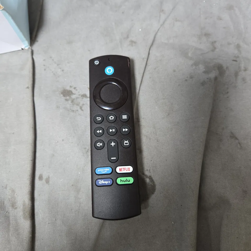 BOX OF APPROXIMATELY 8 ASSORTED ELECTRICAL ITEMS INCLUDING POST OFFICE NET GEAR , ALARM CLOCK AND AMAZON REMOTE CONTROLLER 