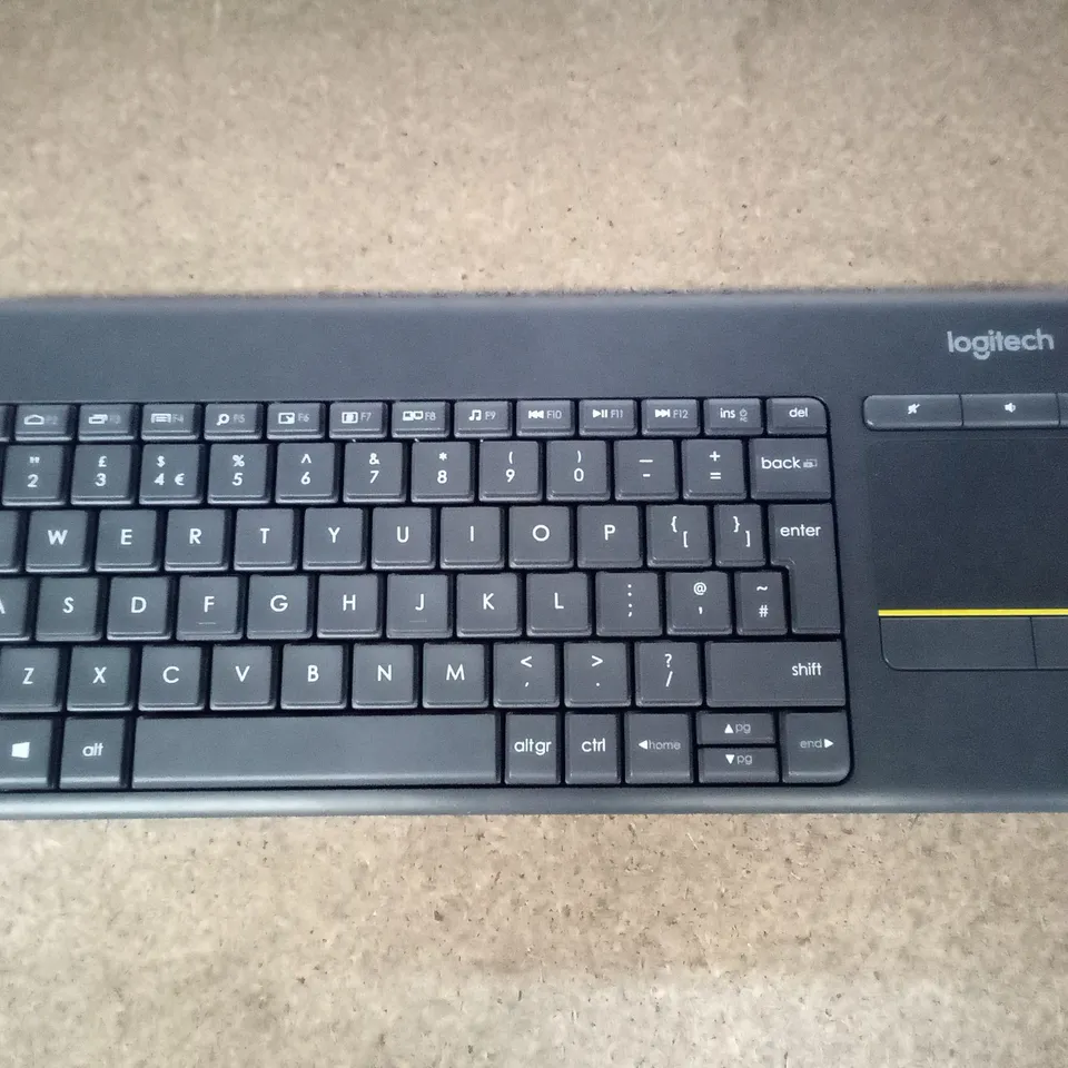 LOGITECH K400 PLUS TV KEYBOARD
