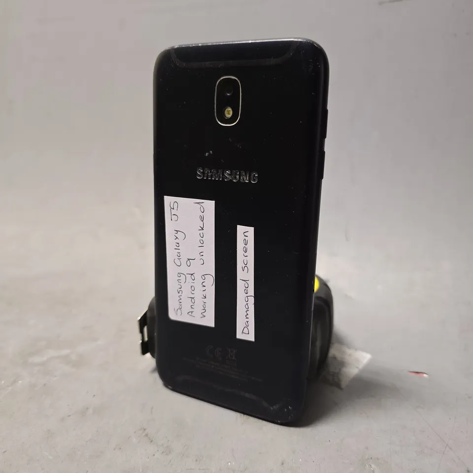 SAMSUNG GALAXY J5 