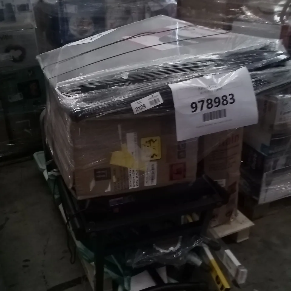 PALLET OF APPROXIMATELY 15 ASSORTED ITEMS INCLUDING: