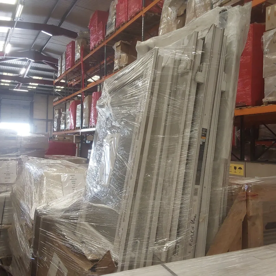 PALLET CONTAINING APPROXIMATELY 10x MIXED U-PVC EXTERNAL DOORS