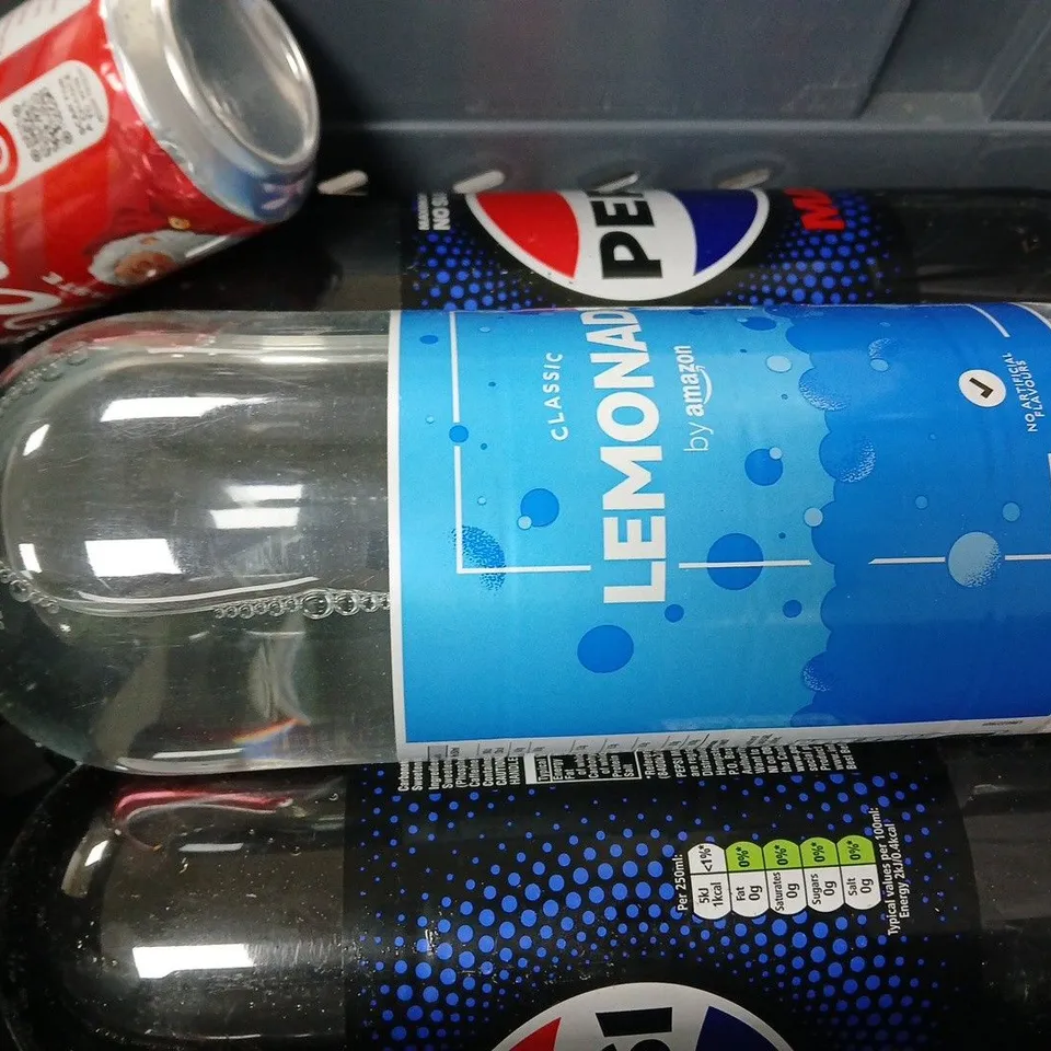 APPROXIMATELY 8 ASSORTED FOOD AND DRINK ITEMS TO INCLUDE COCA-COLA, LANGNESE BLACK FOREST HONEY, ETC