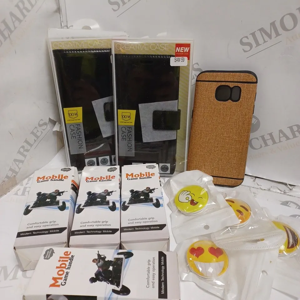 LARGE QUANTITY OF ASSORTED ITEMS TO INCLUDE PHONE CASES, MOBILE GAME HANDLE, PHONE POPSOCKETS, ETC