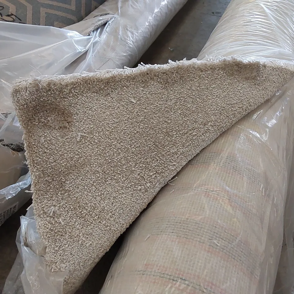 ROLL OF QUALITY SELENA SUEDE CARPET // SIZE: APPROXIMATELY 5 X 3.6m
