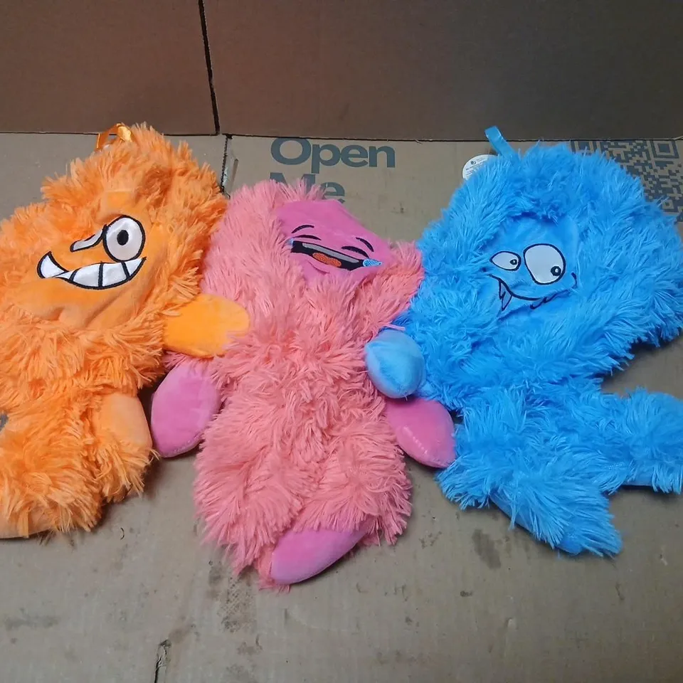 LARGE QUANTITY OF FLUFFY PLUSH MONSTER TOYS – ORANGE, PINK AND BLUE