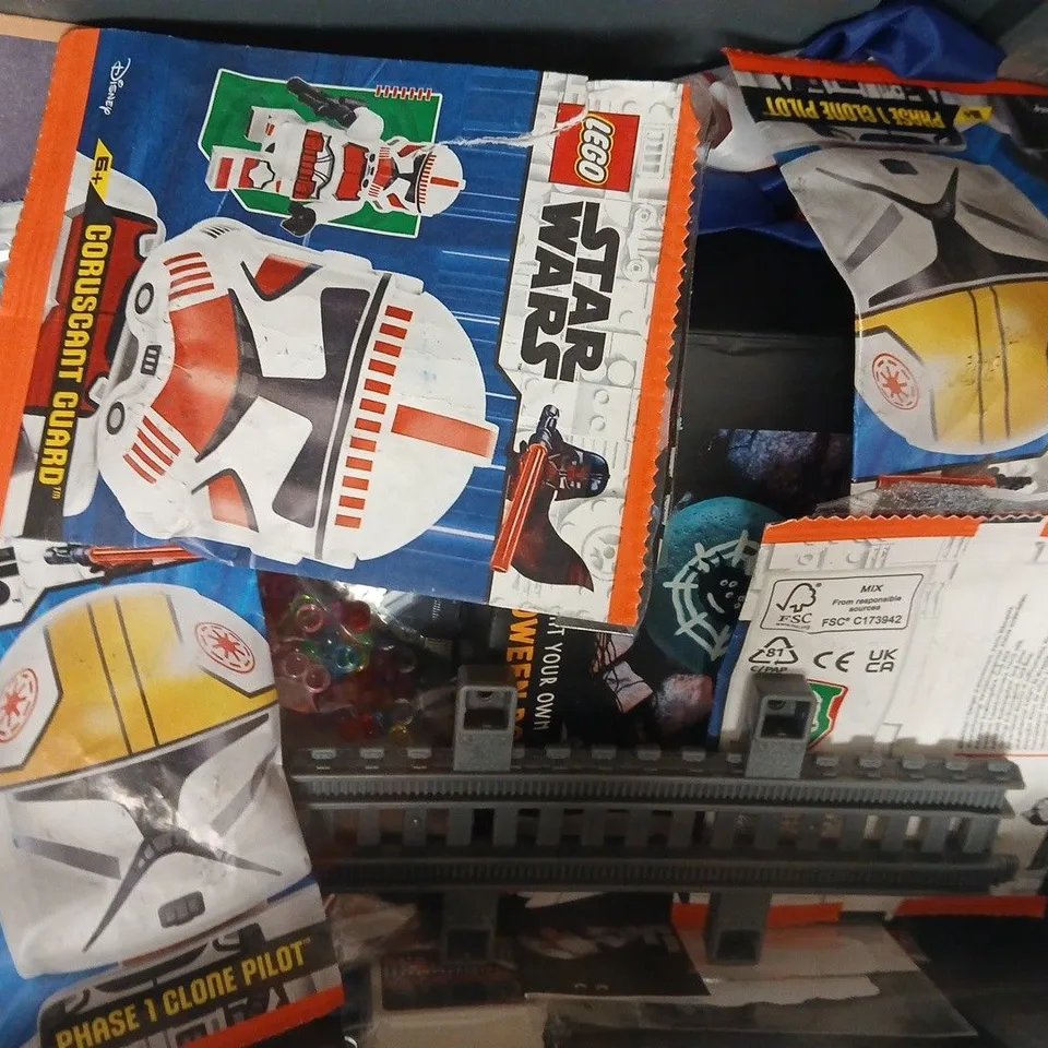 APPROXIMATELY 10 ASSORTED TOYS AND GAMES TO INCLUDE DOBBLE, ETC