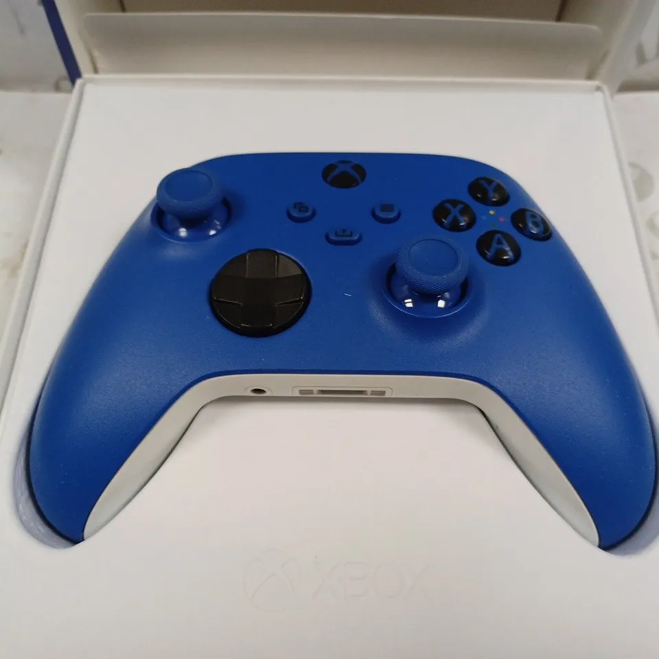 OFFICIAL XBOX SERIES X/S SHOCK BLUE CONTROLLER