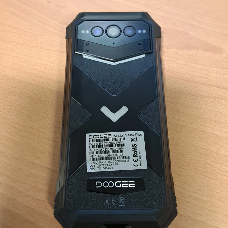 BOXED DOOGEE V-MAX PLUS 512GB IN OBSIDIAN BLACK