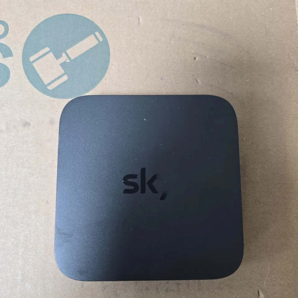 SKY BROADBAND BOX 