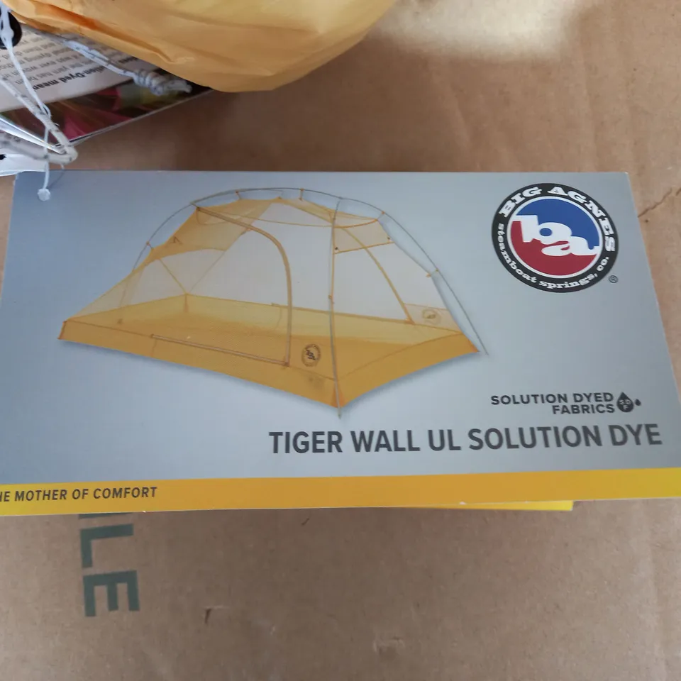 BIG AGNES 3-PERSON ULTRALIGHT YELLOW TENT