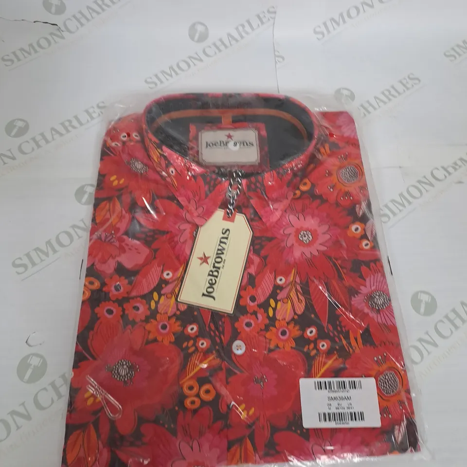 BAGGED JOE BROWN FLORAL PATTERN BUTTON SHIRT SIZE M