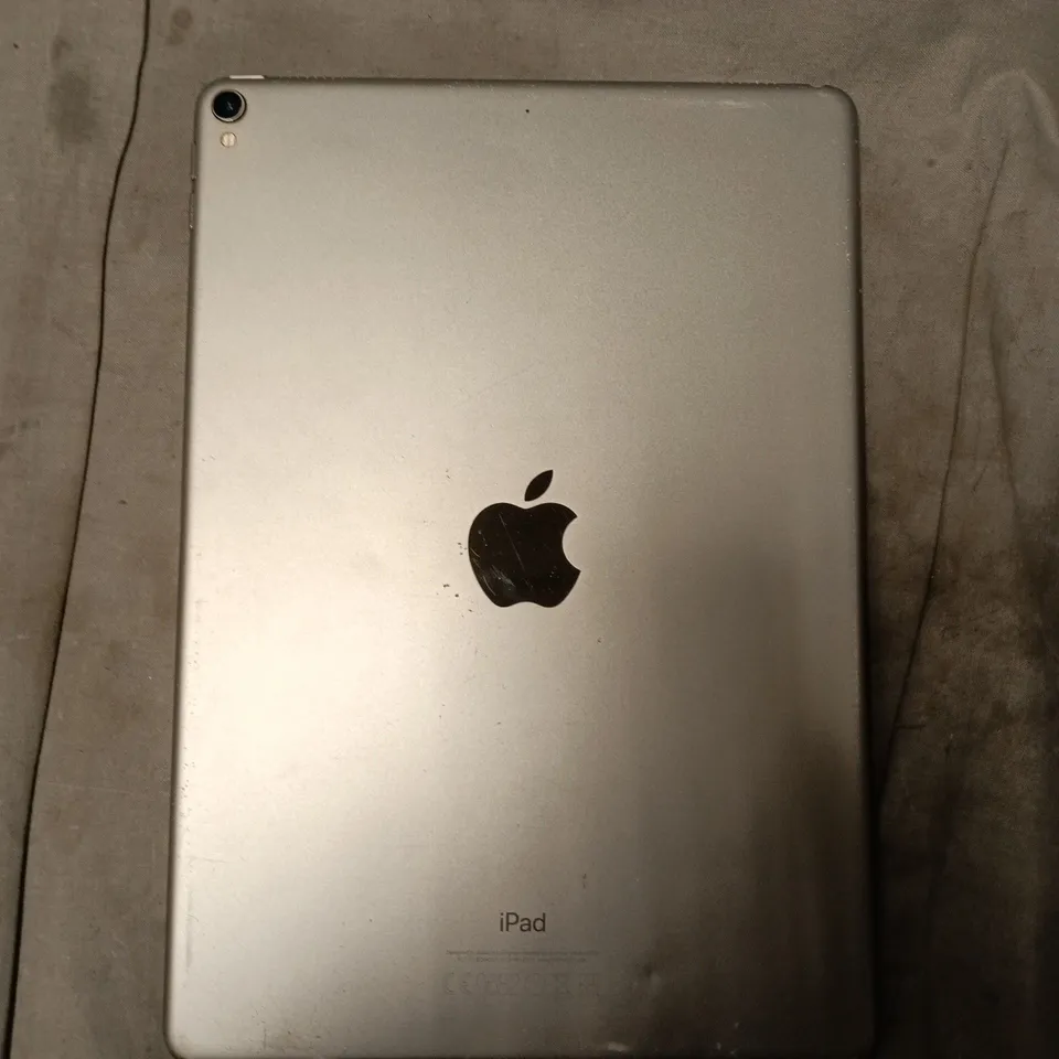 APPLE IPAD PRO A1701