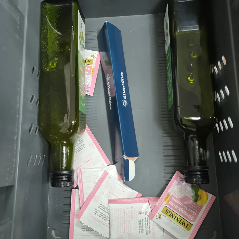 APPROXIMATELY 8 ASSORTED FOOD/DRINK PRODUCTS TO INCLUDE OLIVE OIL, BBQ MIX, DAIRY MILK BUTTONS ETC 