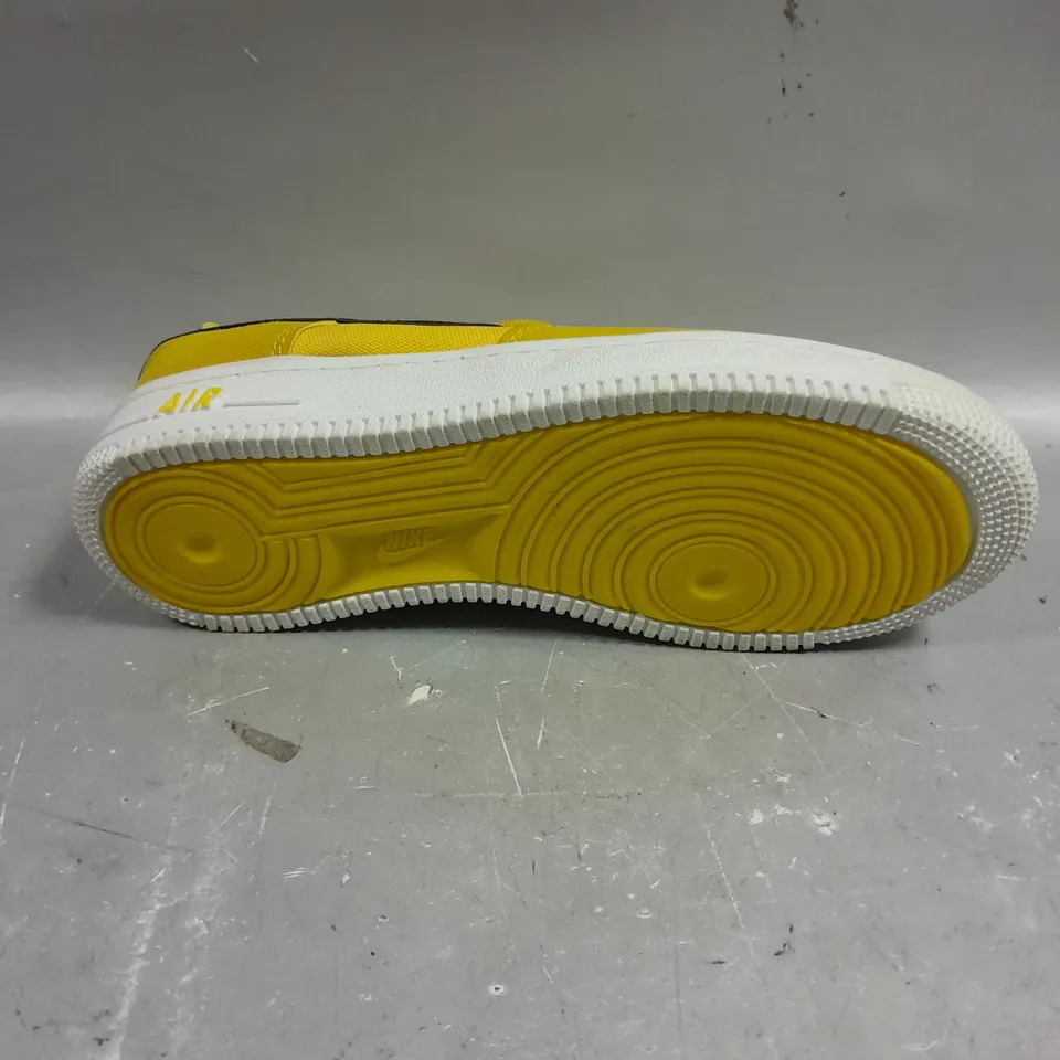 PAIR OF NIKE AIR TRAINERS IN MUSTARD - 5