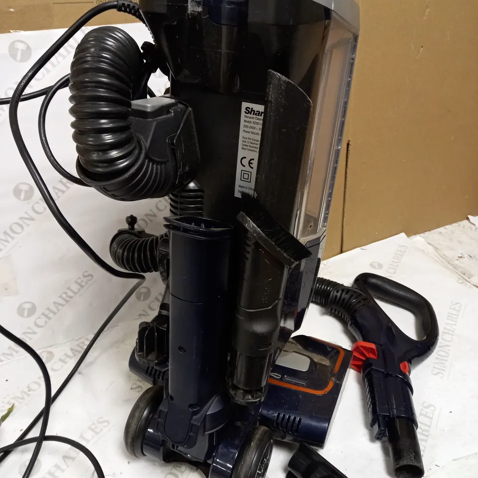SHARK UPRIGHT VACUUM CLEANER