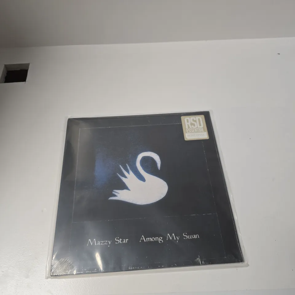 MAZZY STAR – AMONG MY SWAN LP (RSD ESSENTIAL BONE VINYL)