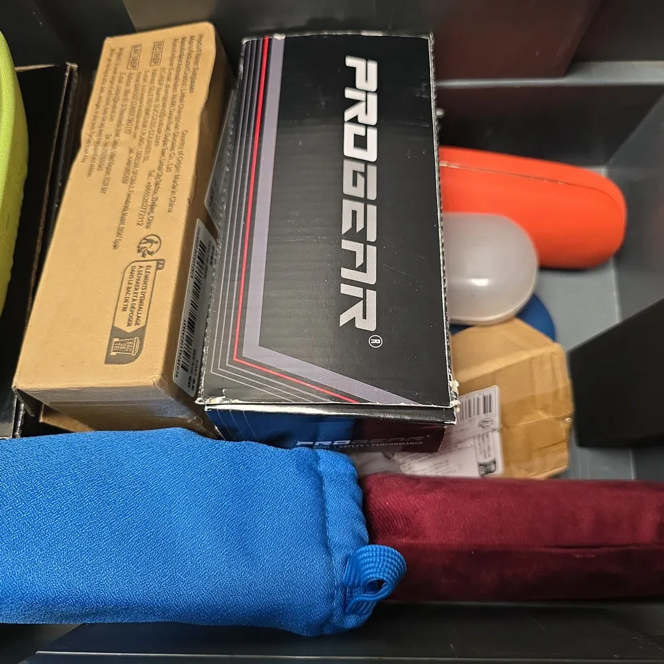 APPROXIMATELY 12 ASSORTED VISION CARE ITEMS TO INCLUDE - SUN GLASSES , EYEWEAR GLASSES , CARRY CASE 