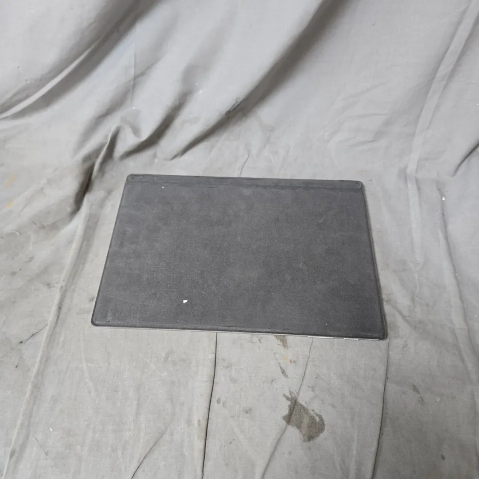 MICROSOFT SURFACE PRO 5 (I5-7300U, 8GB RAM, 256GB) 12.3" TABLET WITH KEYBOARD 