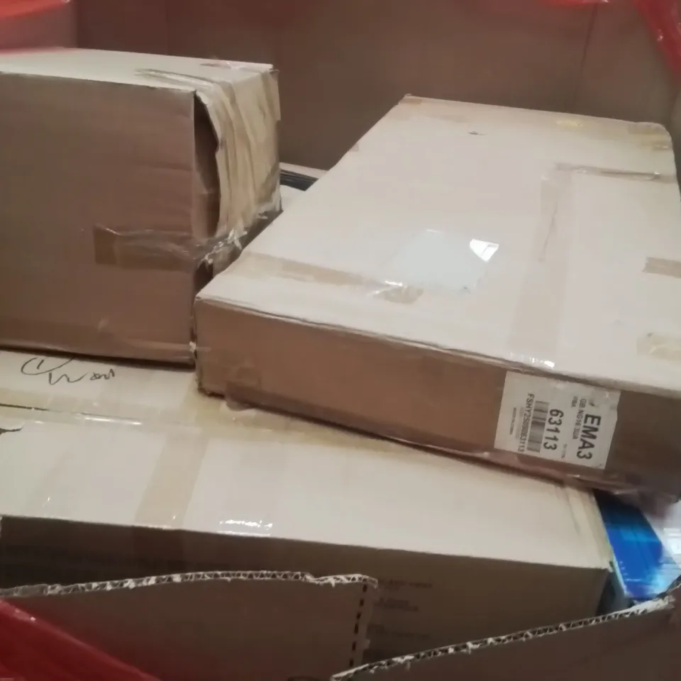 PALLET OF ASSORTED HOUSEHOLD GOODS AND PRODUCTS TO INCLUDE;SHOWER SYSTEM,AC FITTING PARTS,HP LAPTOP 