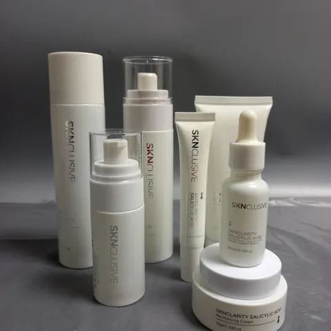 BOXED SKNCLUSIVE SALICYLIC ACID AND COLLAGEN BUNDLE OF 7 ITEMS TO INCLUDE REVITALISING CLEANSER (100G), SALICYLIC ACID SERUM (20ML), RENEWING EYE CREAM (15G), ETC.
