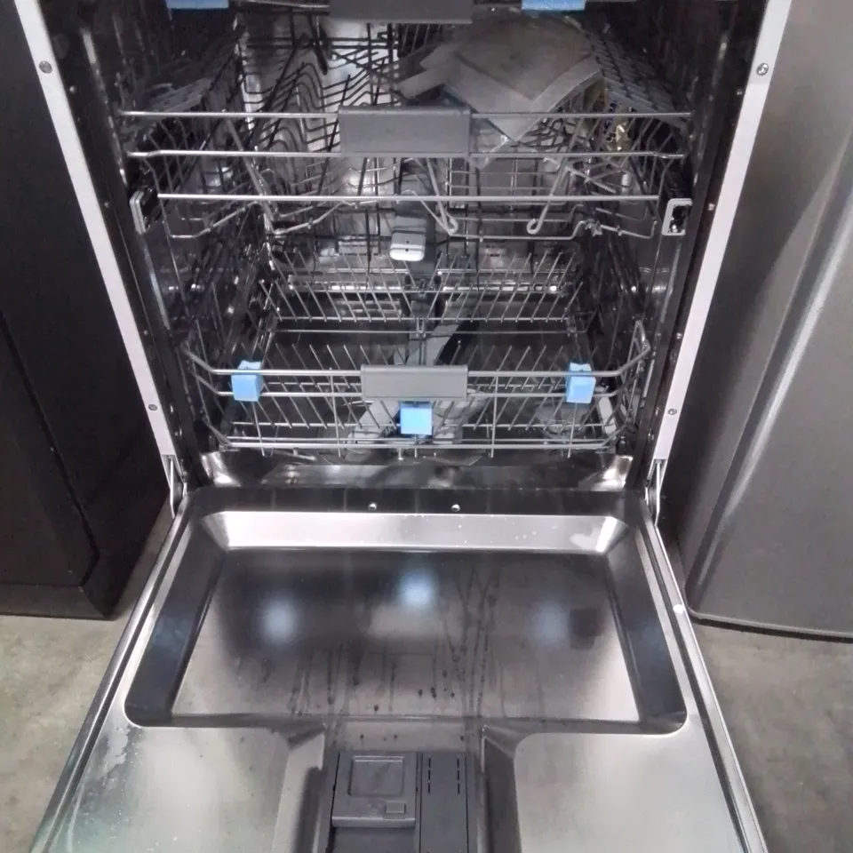 HISENSE HS673C60WUK WIFI CONNECTED STANDARD DISHWASHER - WHITE - C RATED