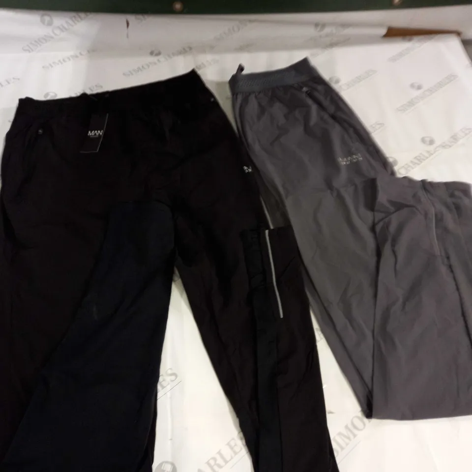 BOOHOO MAN PAIR OF JOGGERS - S