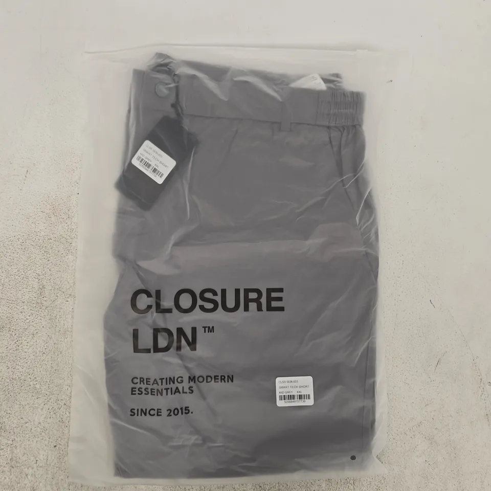 BAGGED CLOSURE SMART TECH SHORTS IN MID GREY SIZE XXL