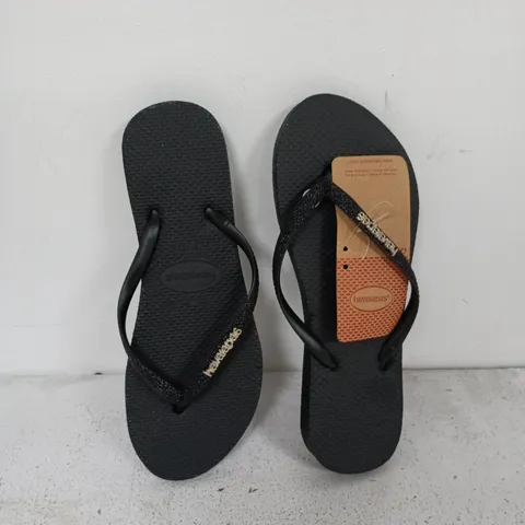 HAVAIANAS FLIP-FLOPS IN BLACK, - 37/38