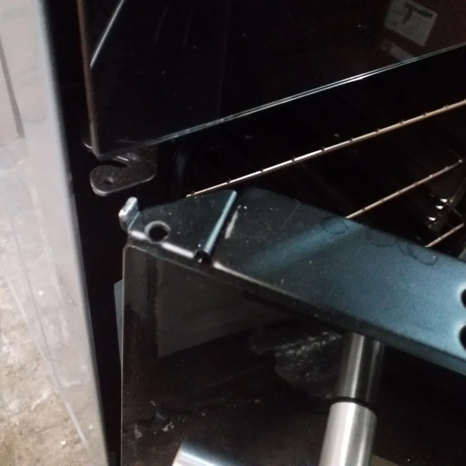 HISENSE HDE3211BXUK CERAMIC FREESTANDING ELECTRIC COOKER	