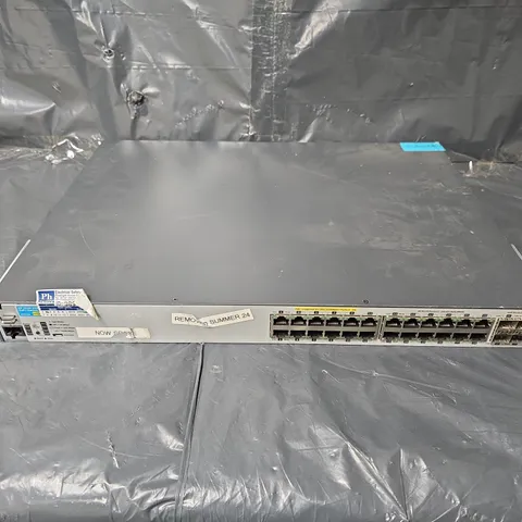 HP J9773A POE + SWICTH