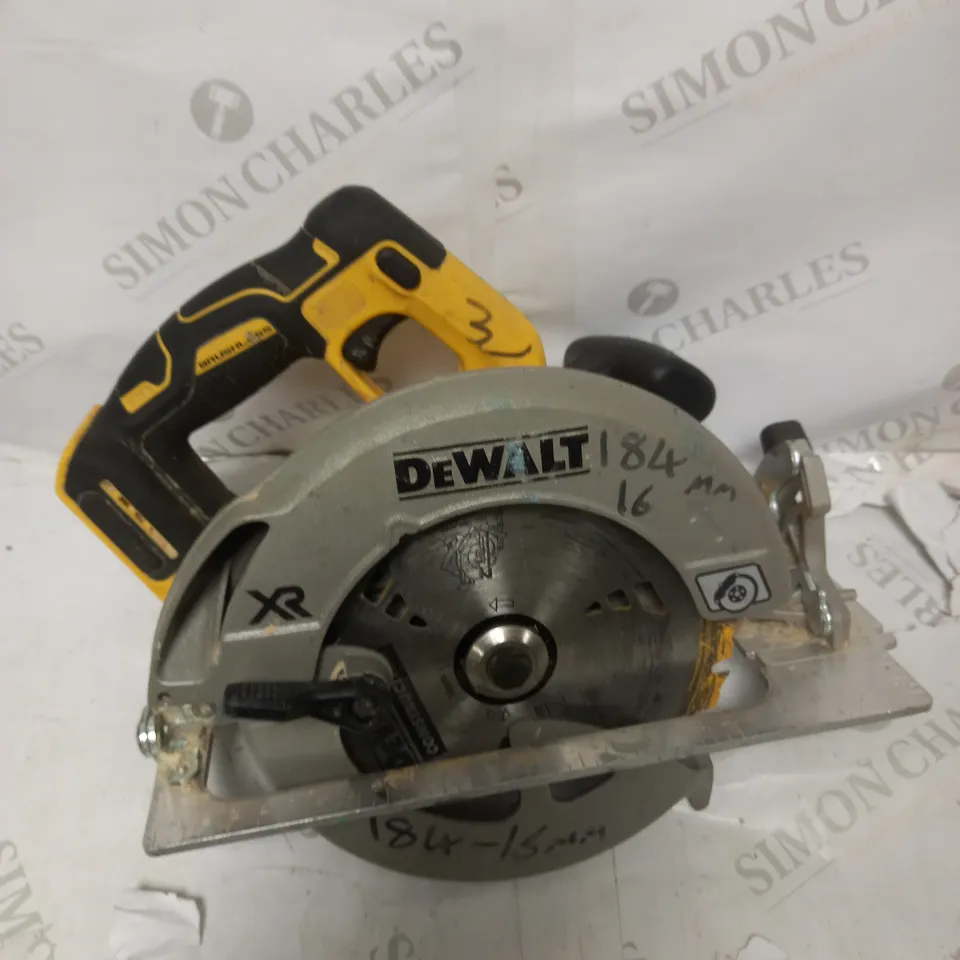 DEWALT 18V XR BRUSHLESS CIRCULAR SAW