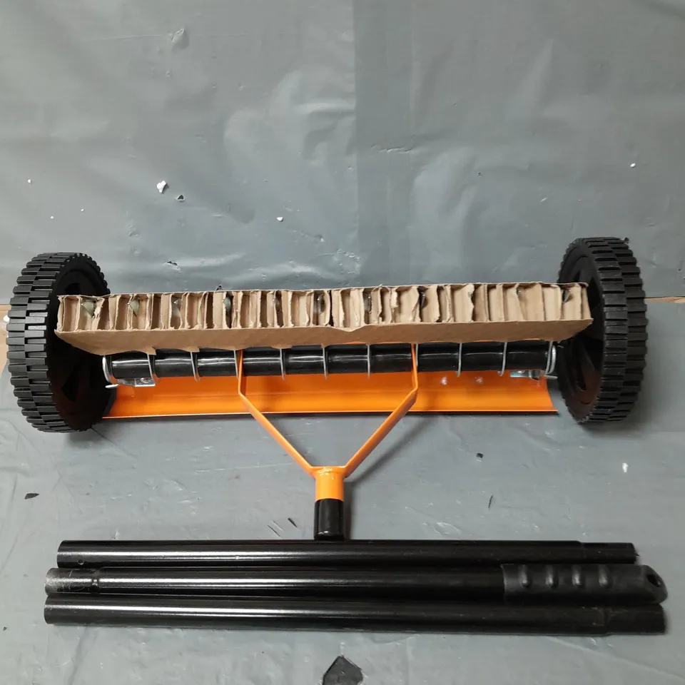 BUILDCRAFT GARDEN LAWN SCARIFIER