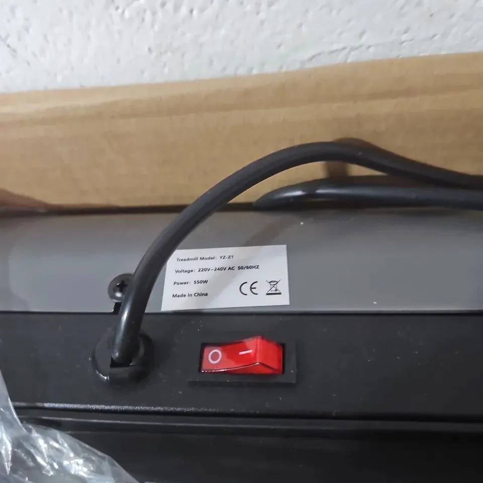 COMPACT TREADMILL WITH REMOTE.